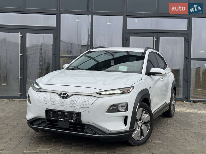 Внедорожник / Кроссовер Hyundai Kona 2018 в Тернополе