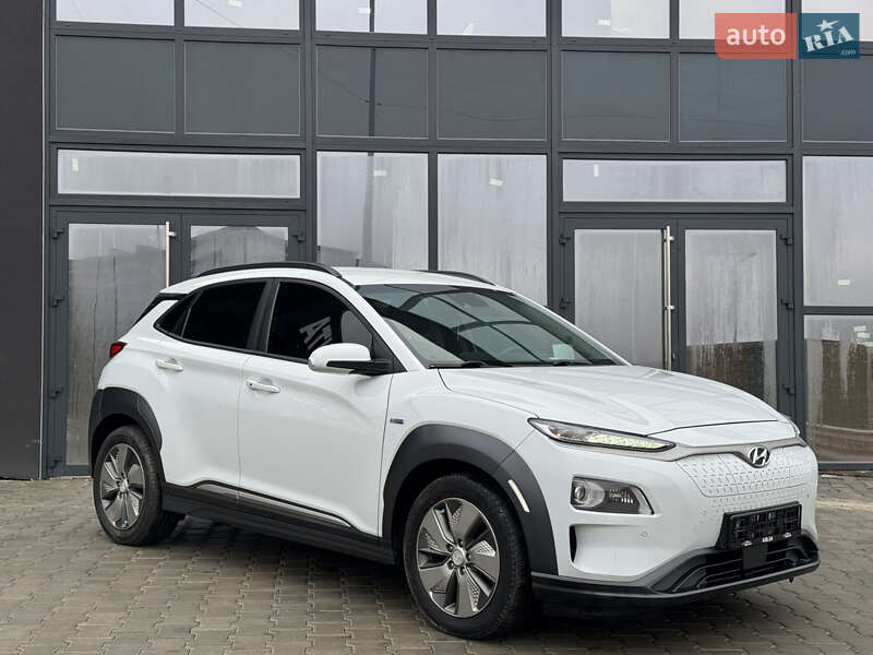 Внедорожник / Кроссовер Hyundai Kona 2018 в Тернополе