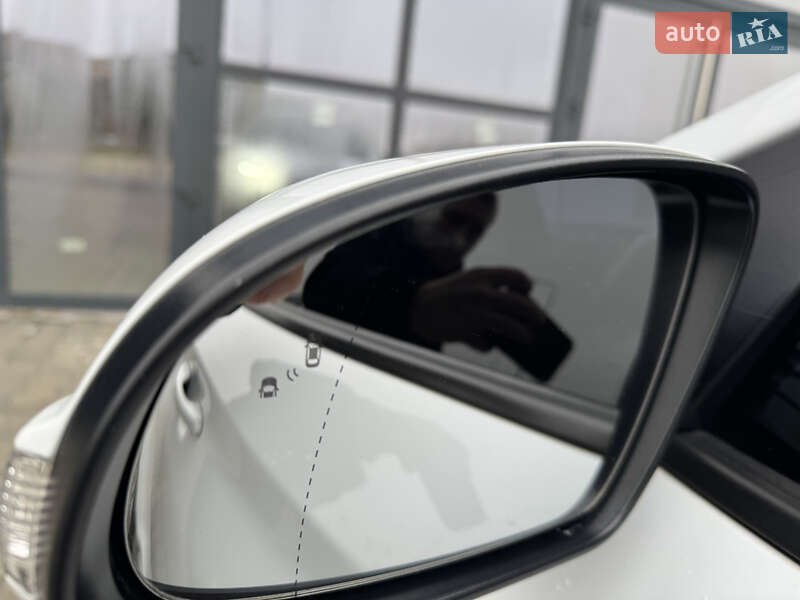 Внедорожник / Кроссовер Hyundai Kona 2018 в Тернополе