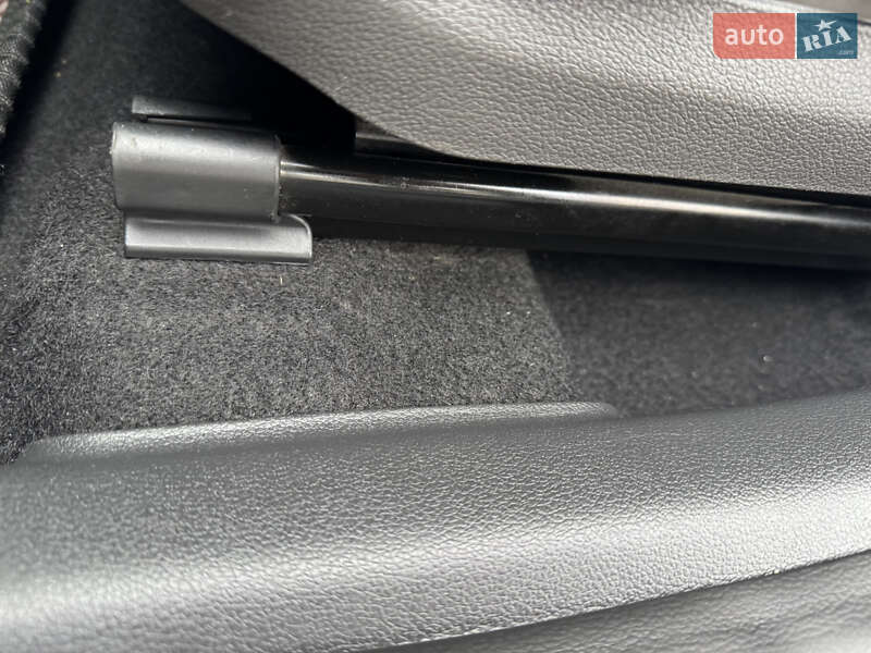 Внедорожник / Кроссовер Hyundai Kona 2018 в Тернополе