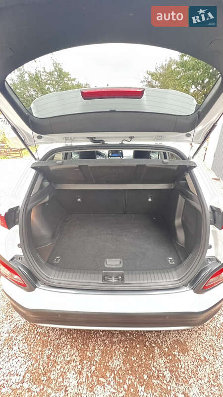 Внедорожник / Кроссовер Hyundai Kona 2020 в Житомире