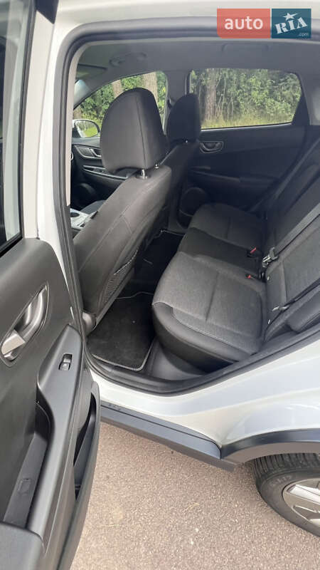 Внедорожник / Кроссовер Hyundai Kona 2020 в Житомире