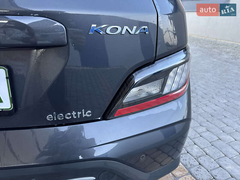 Внедорожник / Кроссовер Hyundai Kona 2023 в Хмельницком