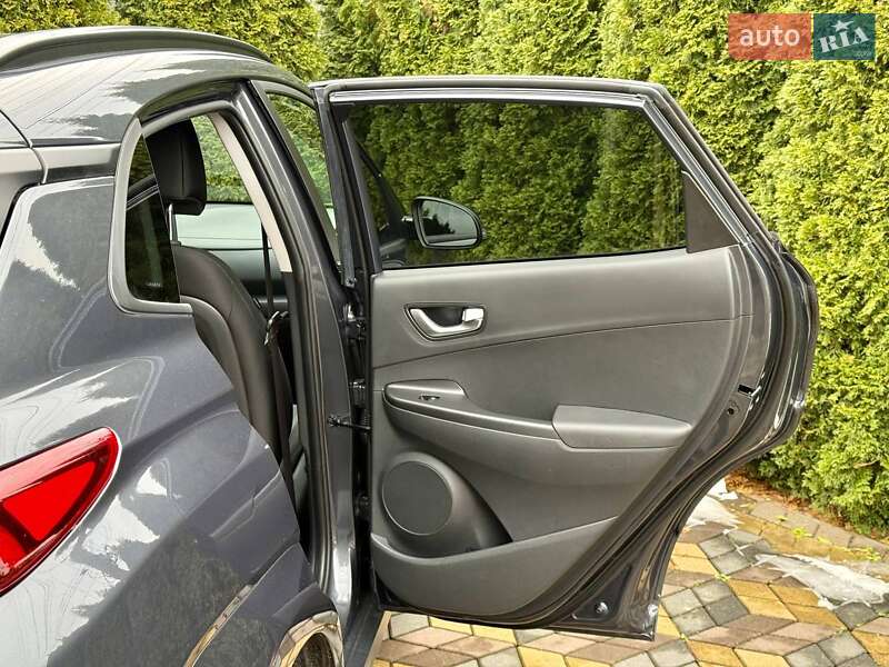 Позашляховик / Кросовер Hyundai Kona 2022 в Самборі