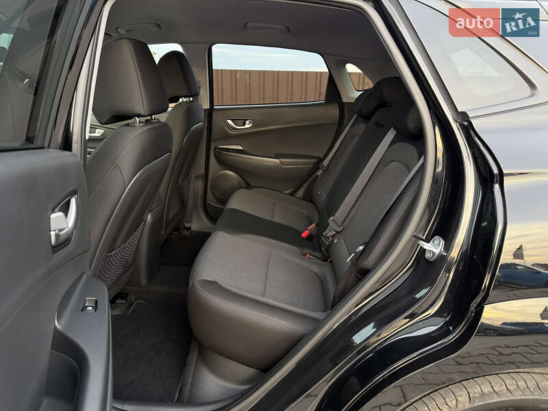 Внедорожник / Кроссовер Hyundai Kona 2022 в Виннице