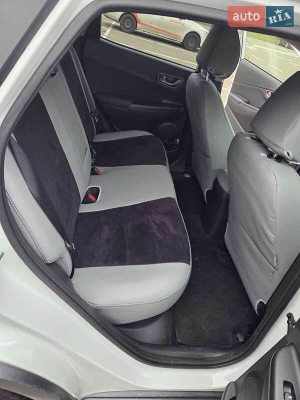 Внедорожник / Кроссовер Hyundai Kona 2018 в Киеве фото 18 Внедорожник / Кроссовер Hyundai Kona 2018 в Киеве