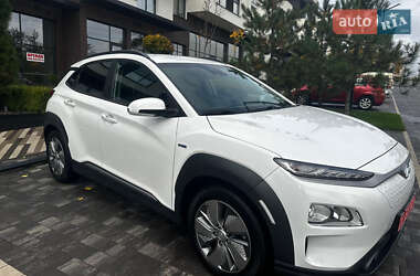 Внедорожник / Кроссовер Hyundai Kona 2021 в Ужгороде