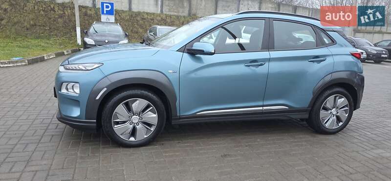 Внедорожник / Кроссовер Hyundai Kona 2020 в Тернополе
