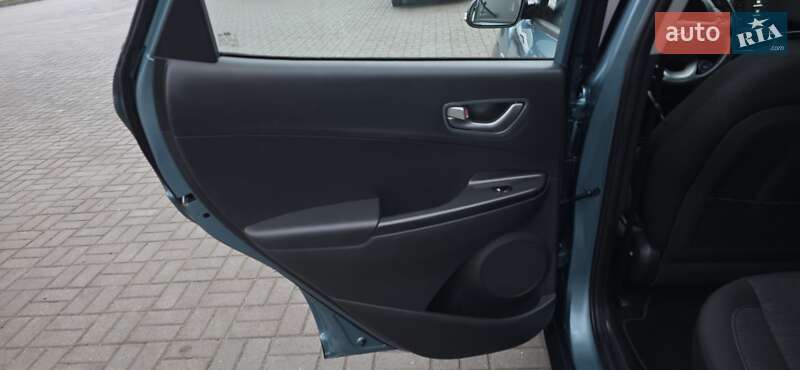 Внедорожник / Кроссовер Hyundai Kona 2020 в Тернополе