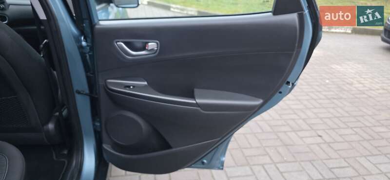 Внедорожник / Кроссовер Hyundai Kona 2020 в Тернополе