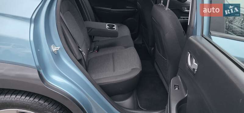 Внедорожник / Кроссовер Hyundai Kona 2020 в Тернополе