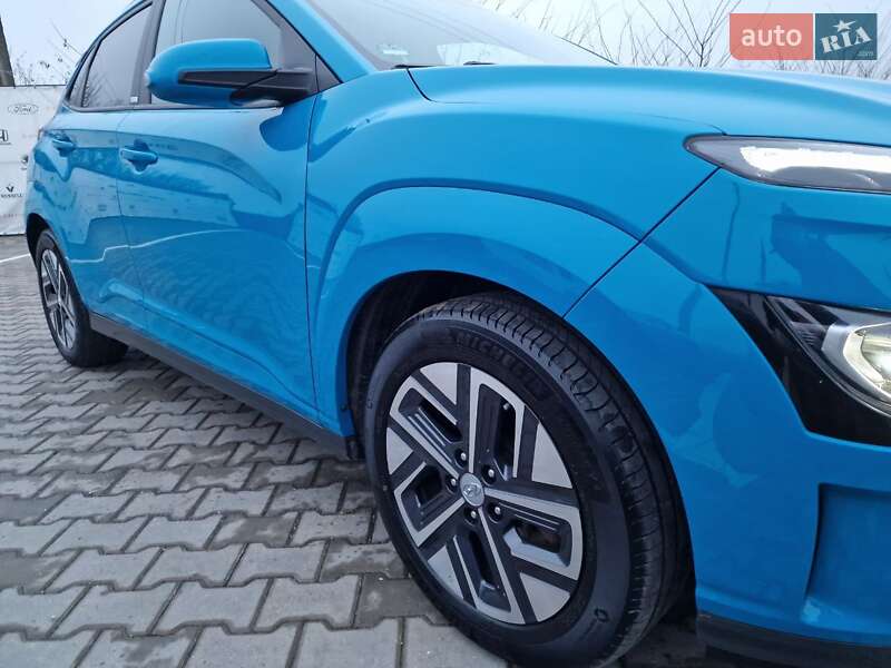 Внедорожник / Кроссовер Hyundai Kona 2021 в Виннице