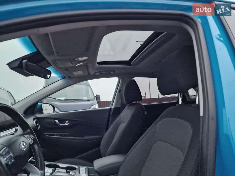 Внедорожник / Кроссовер Hyundai Kona 2021 в Виннице