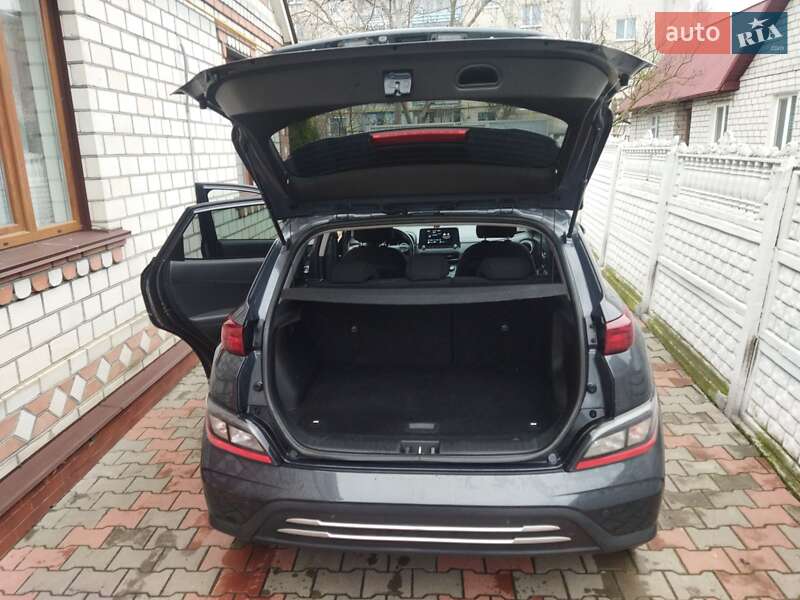 Внедорожник / Кроссовер Hyundai Kona 2021 в Звягеле