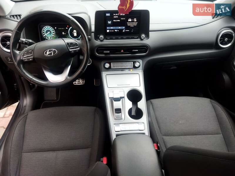 Внедорожник / Кроссовер Hyundai Kona 2021 в Звягеле