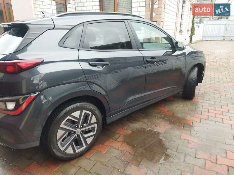 Внедорожник / Кроссовер Hyundai Kona 2021 в Звягеле