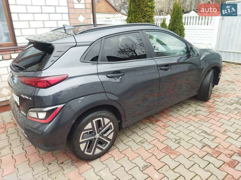 Внедорожник / Кроссовер Hyundai Kona 2021 в Звягеле