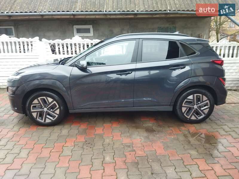 Внедорожник / Кроссовер Hyundai Kona 2021 в Звягеле