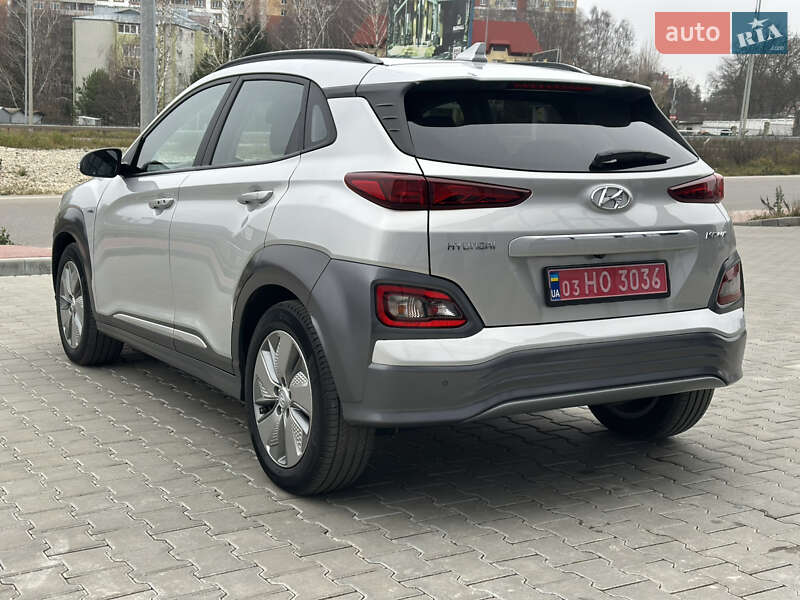 Позашляховик / Кросовер Hyundai Kona 2020 в Тернополі