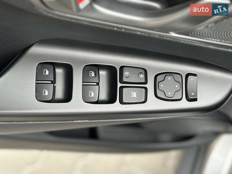 Позашляховик / Кросовер Hyundai Kona 2020 в Тернополі