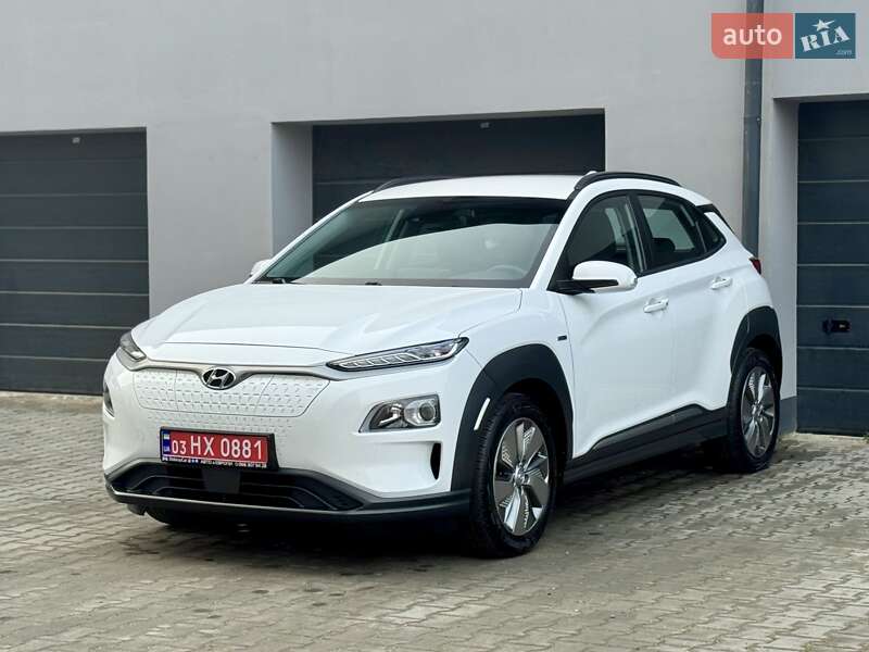 Внедорожник / Кроссовер Hyundai Kona 2020 в Тернополе