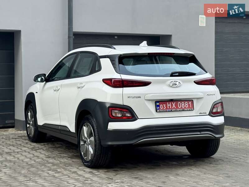 Внедорожник / Кроссовер Hyundai Kona 2020 в Тернополе