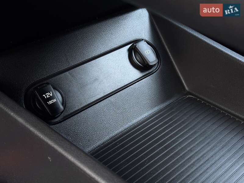 Внедорожник / Кроссовер Hyundai Kona 2020 в Тернополе