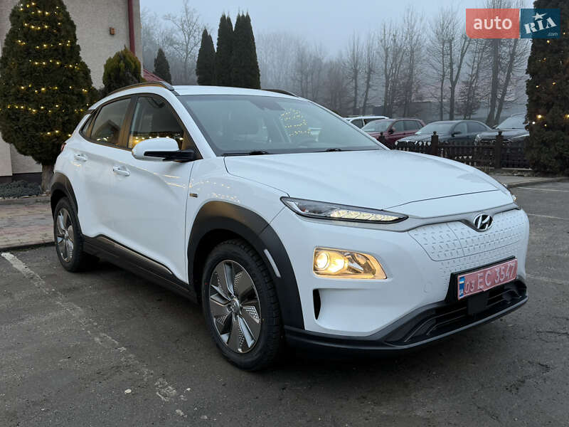 Позашляховик / Кросовер Hyundai Kona 2021 в Тернополі фото 8 Позашляховик / Кросовер Hyundai Kona 2021 в Тернополі