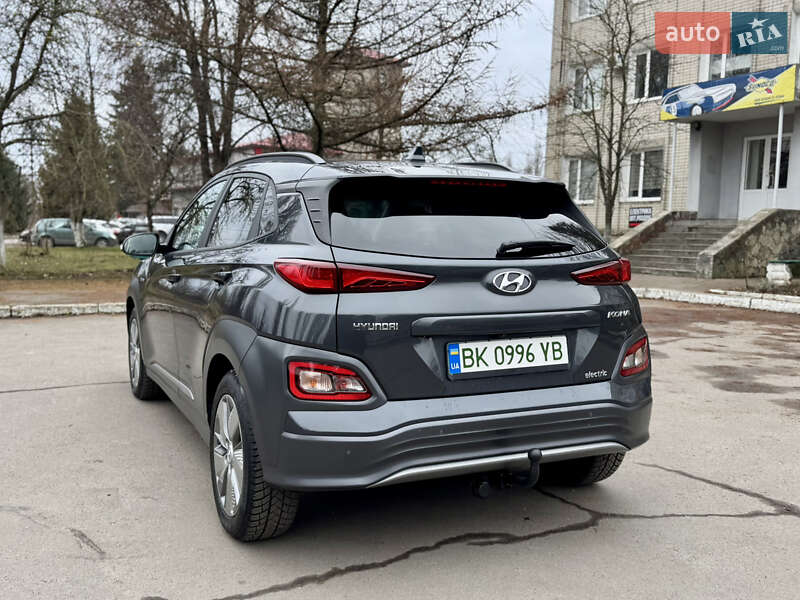 Позашляховик / Кросовер Hyundai Kona 2020 в Рівному