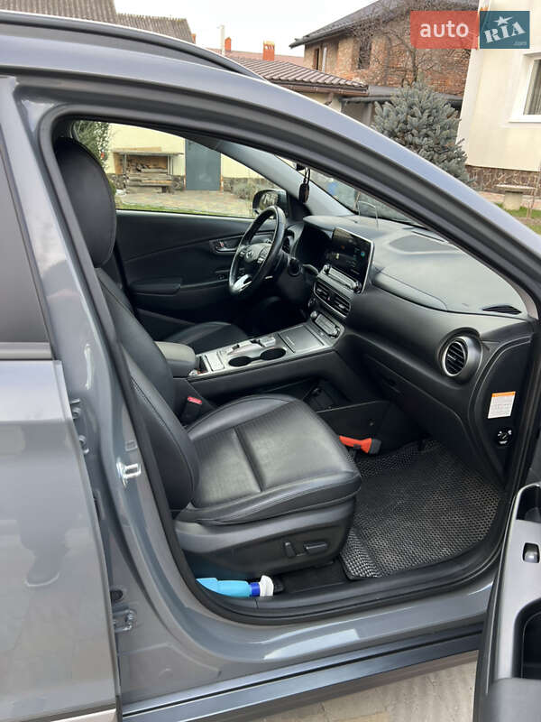 Внедорожник / Кроссовер Hyundai Kona 2019 в Львове