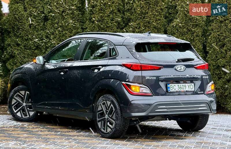 Внедорожник / Кроссовер Hyundai Kona 2023 в Самборе