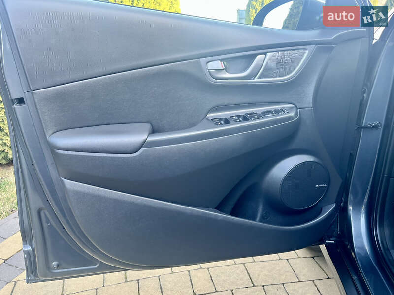 Внедорожник / Кроссовер Hyundai Kona 2019 в Ивано-Франковске