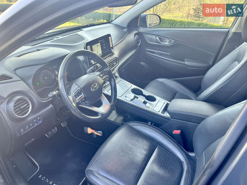 Внедорожник / Кроссовер Hyundai Kona 2019 в Ивано-Франковске