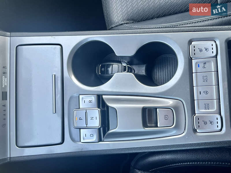 Внедорожник / Кроссовер Hyundai Kona 2019 в Ивано-Франковске