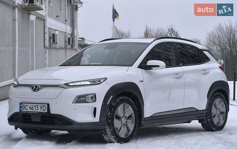 Внедорожник / Кроссовер Hyundai Kona 2021 в Львове