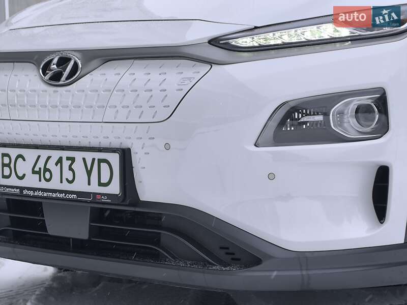 Внедорожник / Кроссовер Hyundai Kona 2021 в Львове