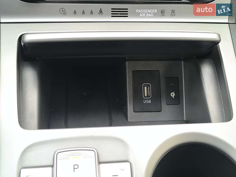 Внедорожник / Кроссовер Hyundai Kona 2021 в Львове