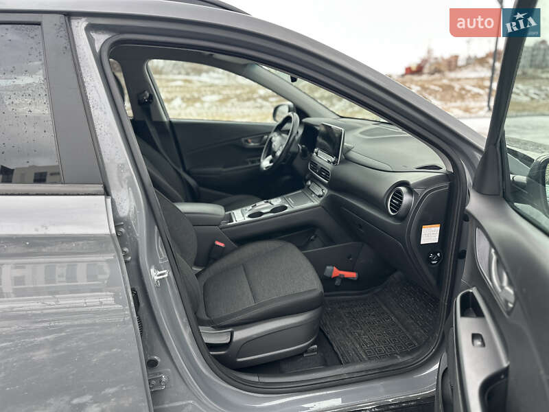 Внедорожник / Кроссовер Hyundai Kona 2020 в Ровно