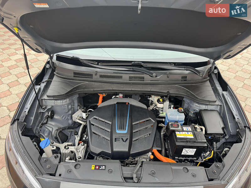 Внедорожник / Кроссовер Hyundai Kona 2022 в Ровно