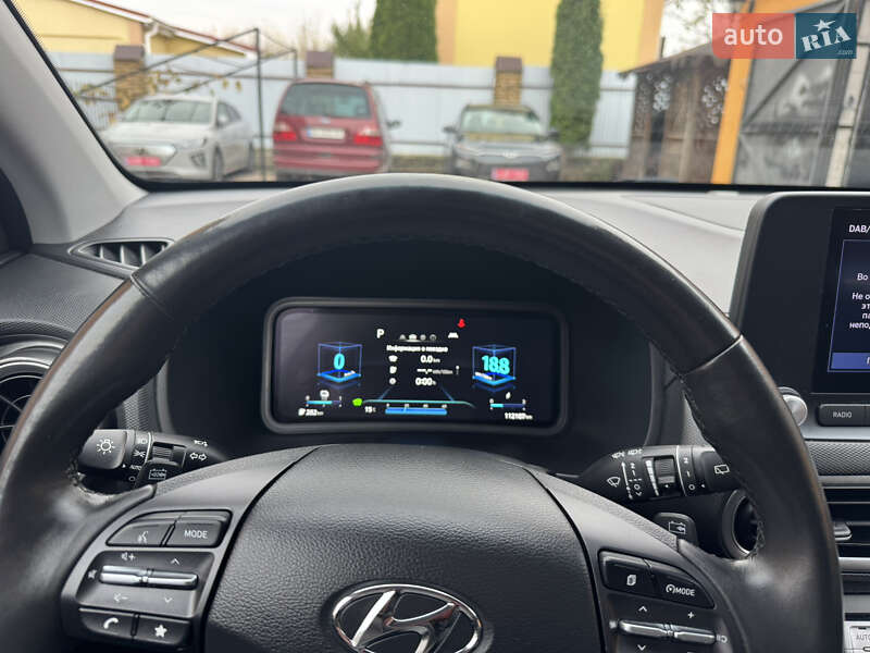 Внедорожник / Кроссовер Hyundai Kona 2022 в Ровно