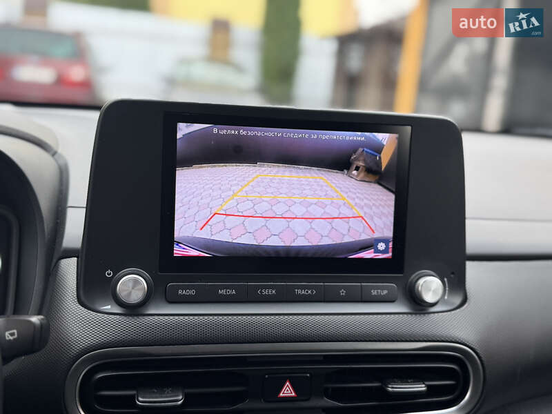 Внедорожник / Кроссовер Hyundai Kona 2022 в Ровно