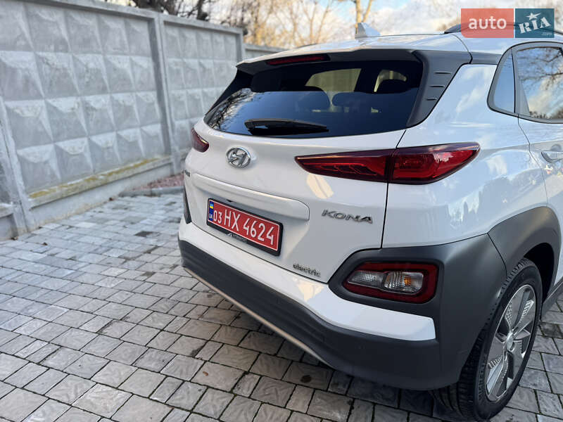 Внедорожник / Кроссовер Hyundai Kona 2018 в Ровно