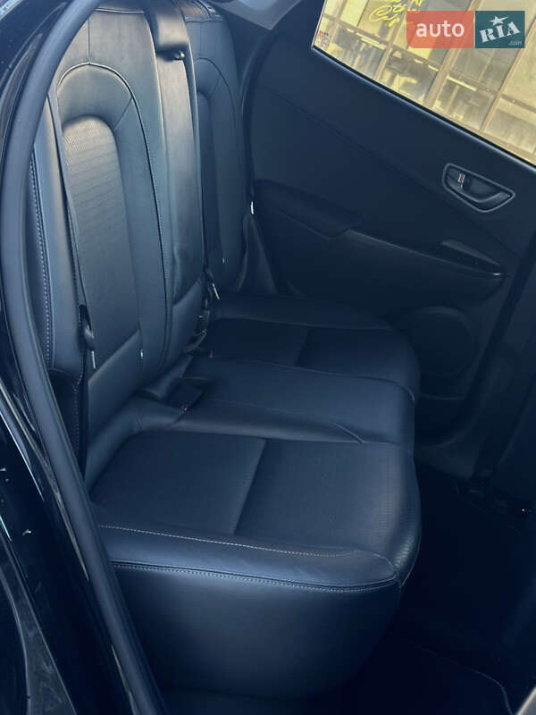 Внедорожник / Кроссовер Hyundai Kona 2020 в Ровно