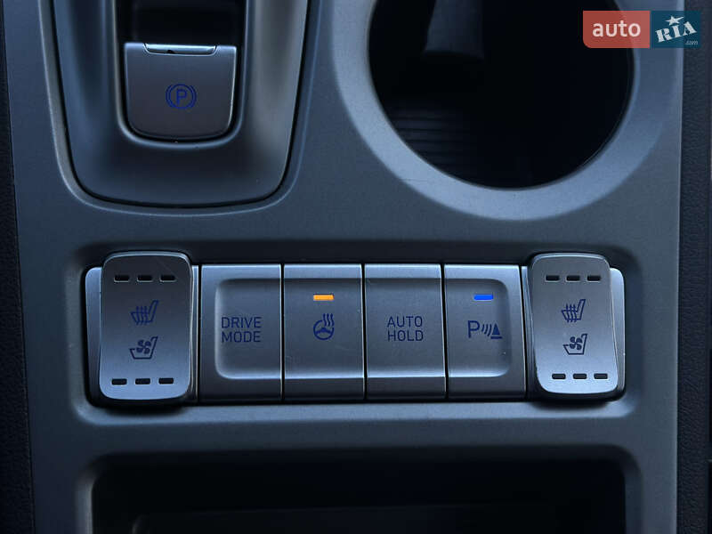 Внедорожник / Кроссовер Hyundai Kona 2020 в Ровно