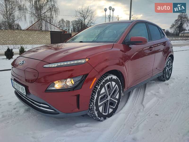 Внедорожник / Кроссовер Hyundai Kona 2023 в Виннице