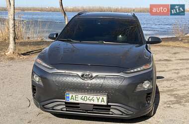 Позашляховик / Кросовер Hyundai Kona 2019 в Дніпрі