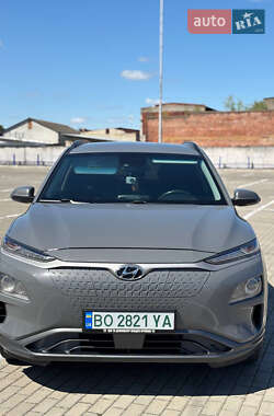 Внедорожник / Кроссовер Hyundai Kona 2020 в Тернополе