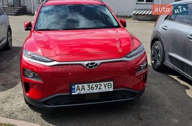 Внедорожник / Кроссовер Hyundai Kona 2020 в Киеве