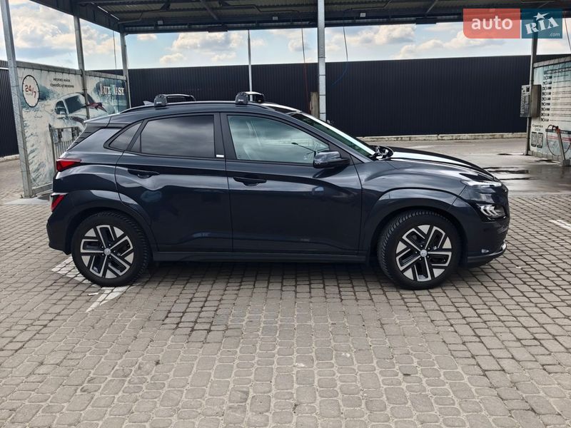 Внедорожник / Кроссовер Hyundai Kona 2020 в Львове
