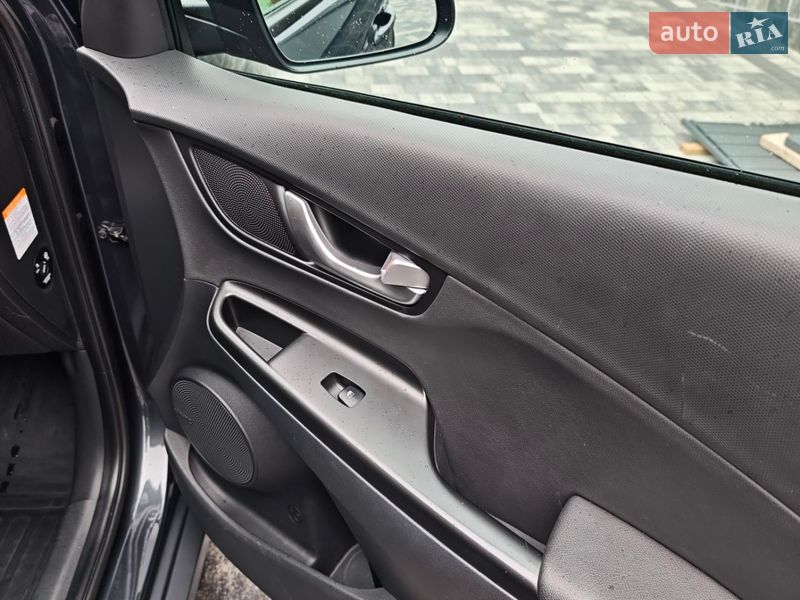 Внедорожник / Кроссовер Hyundai Kona 2020 в Львове